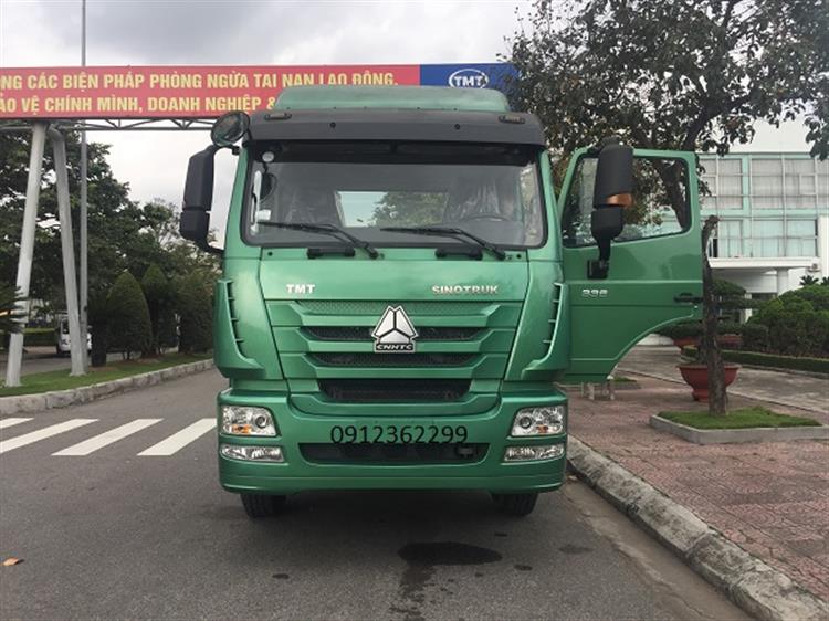 Xe tải thùng Howo 4 chân 336hp